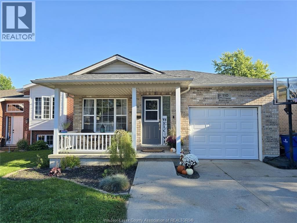 110 Greenfield Lane, Chatham