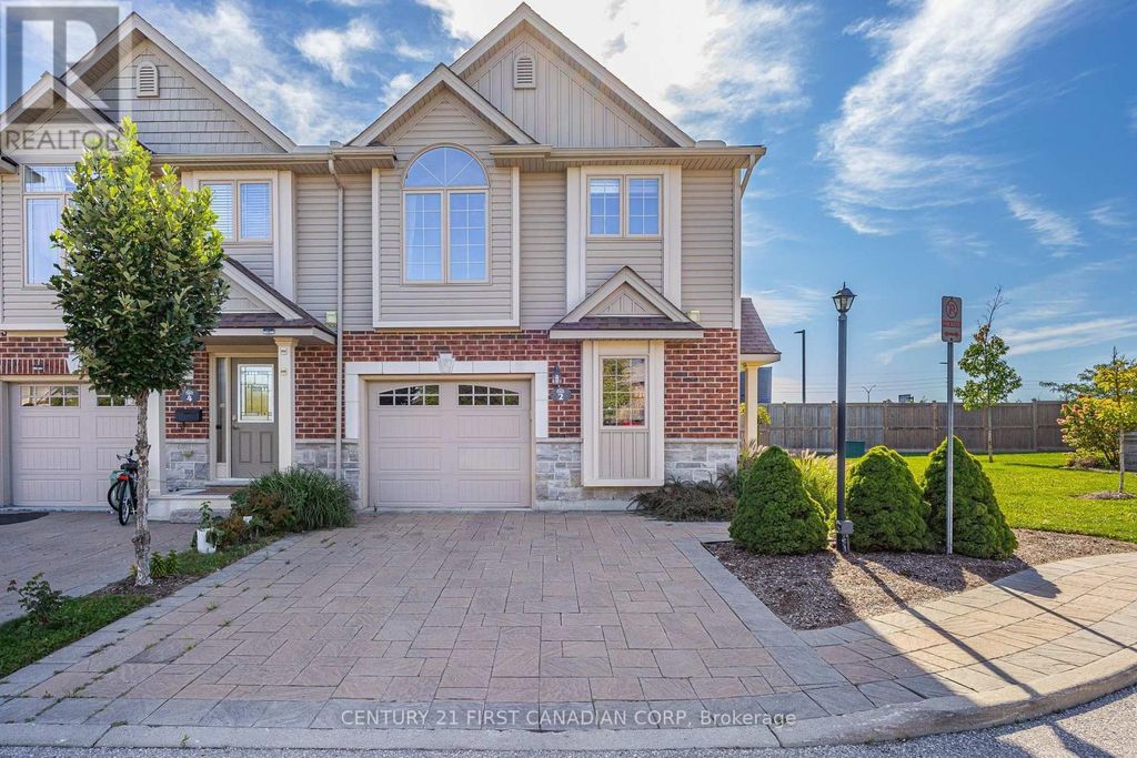 2 - 3399 Castle Rock Place, London South (south W)