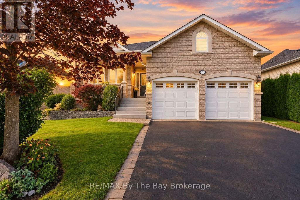 8 Middleport Drive, Wasaga Beach