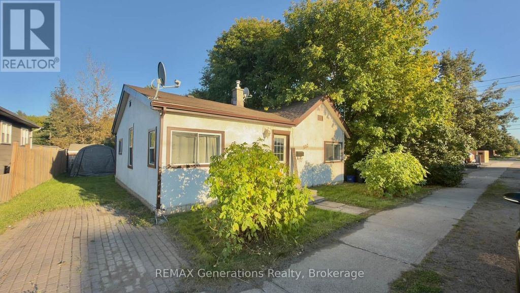 503 High Street S, Thunder Bay (court / Cumberland)
