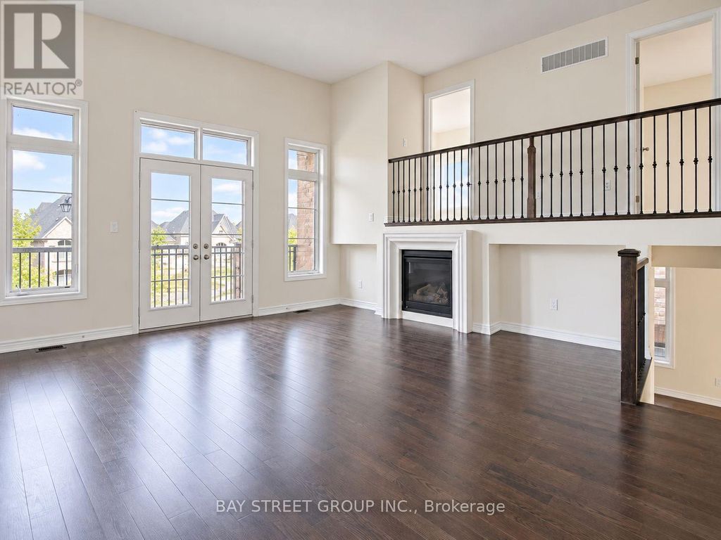 22 John Smith Street, East Gwillimbury (holland Landing)