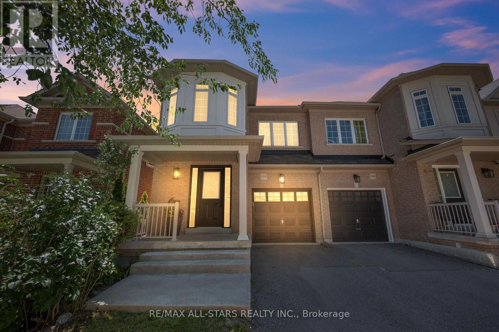 195 Richard Underhill Avenue, Whitchurch-Stouffville (stouffville)
