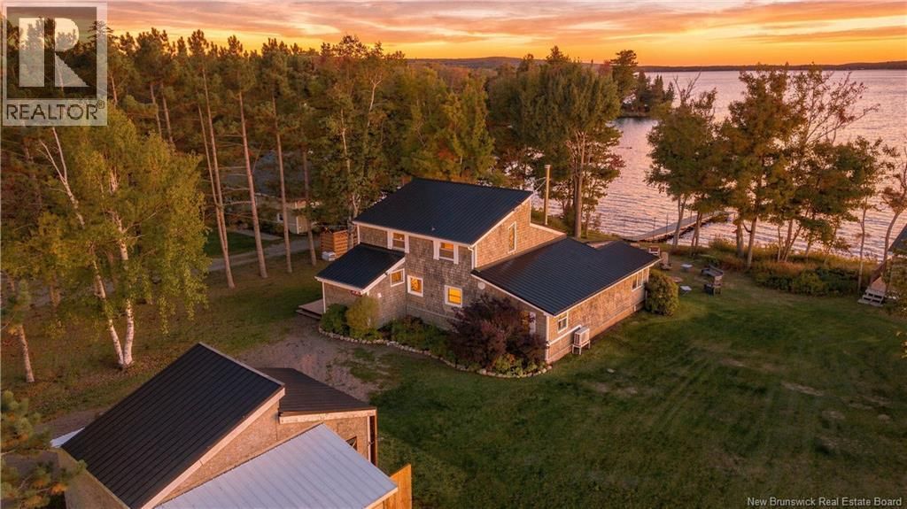 87 Hazen Lane, Harvey