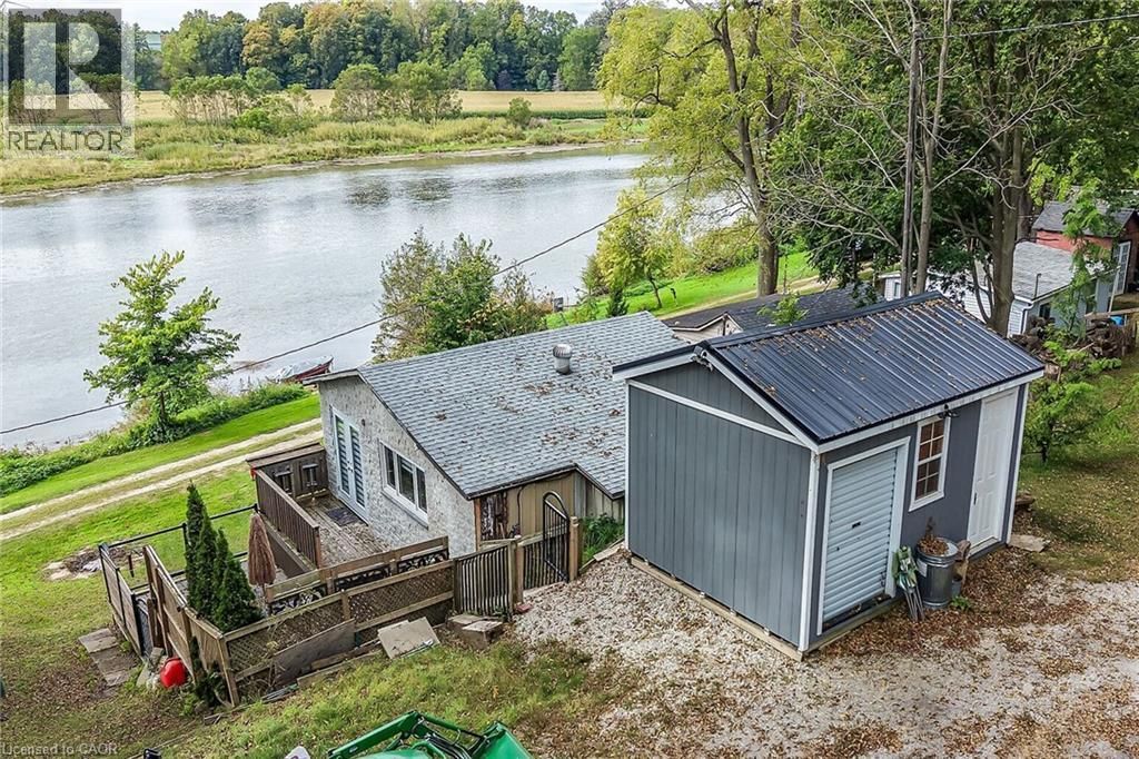 7 Riverfront Lane, Cayuga
