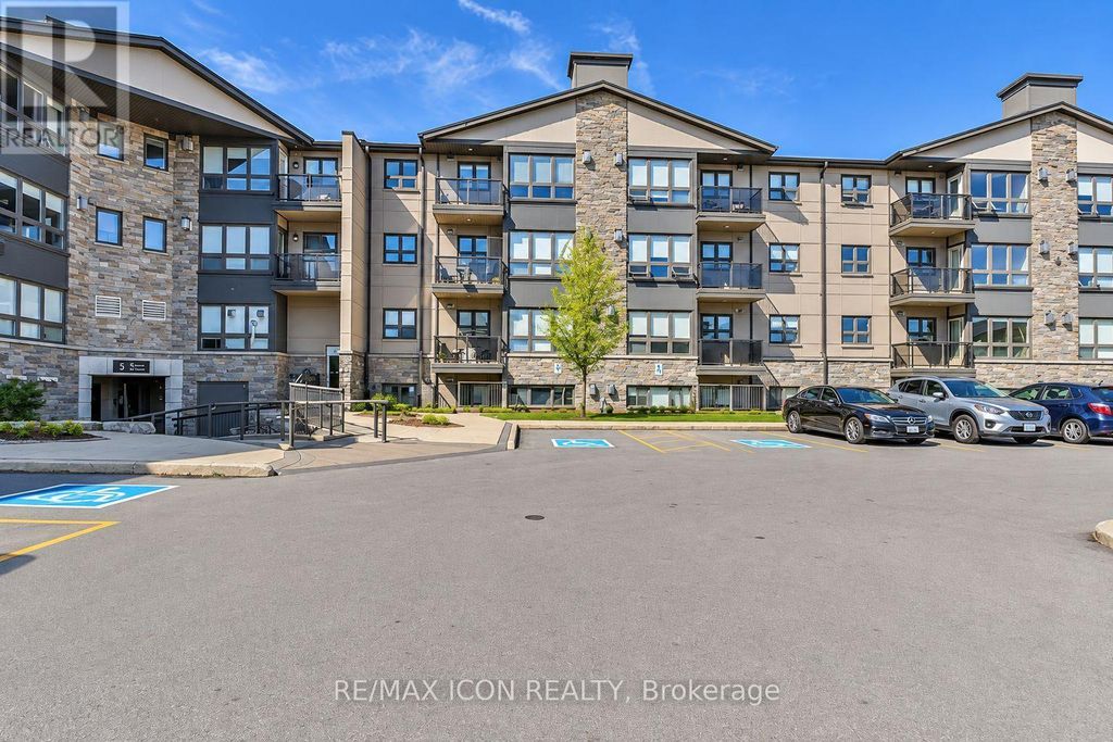 308 - 5 Jacksway Crescent, London North (north G)