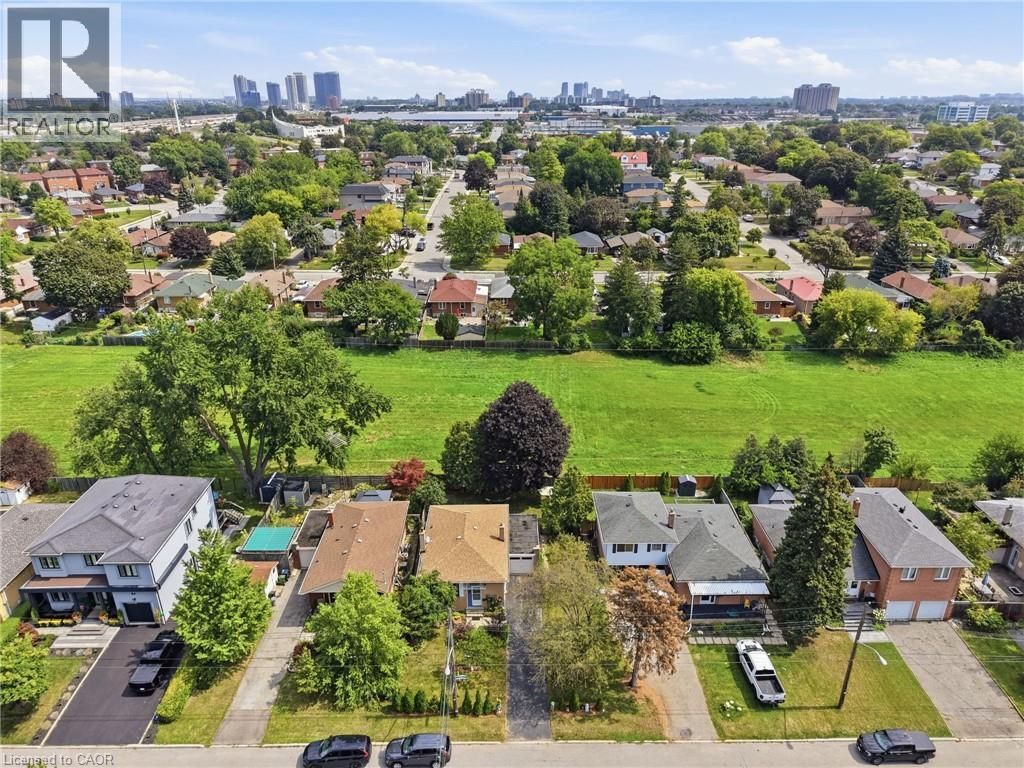 88 Cavehill Crescent, Scarborough