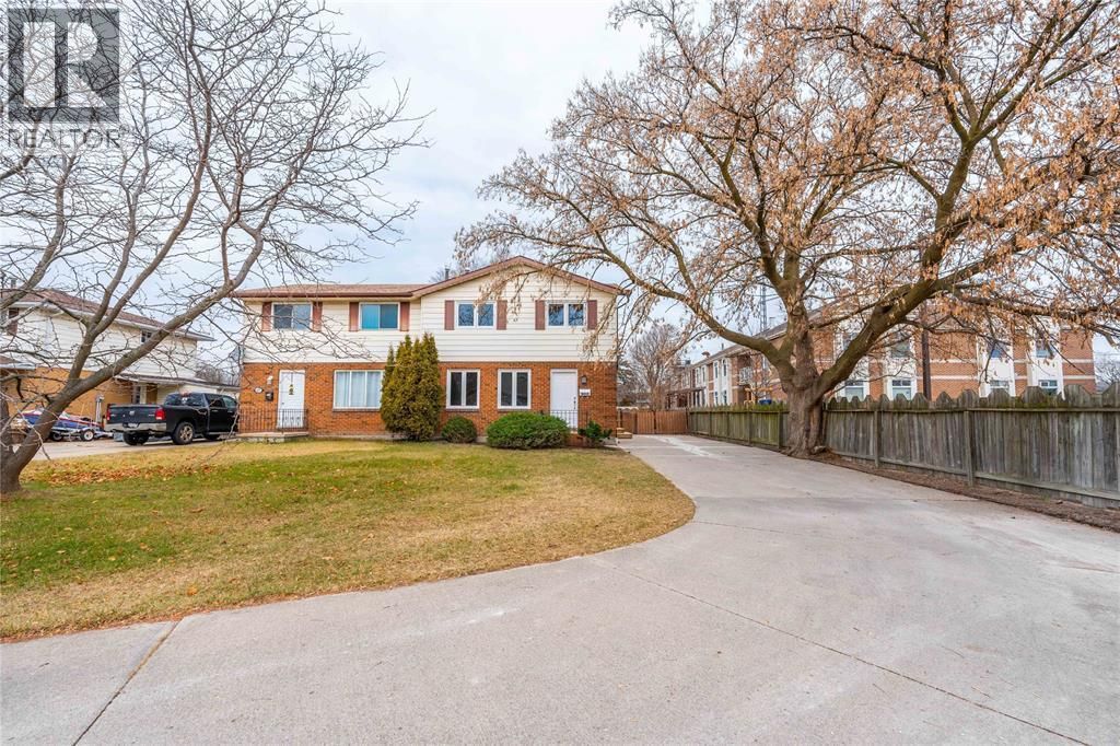 900 Everest Court, Sarnia
