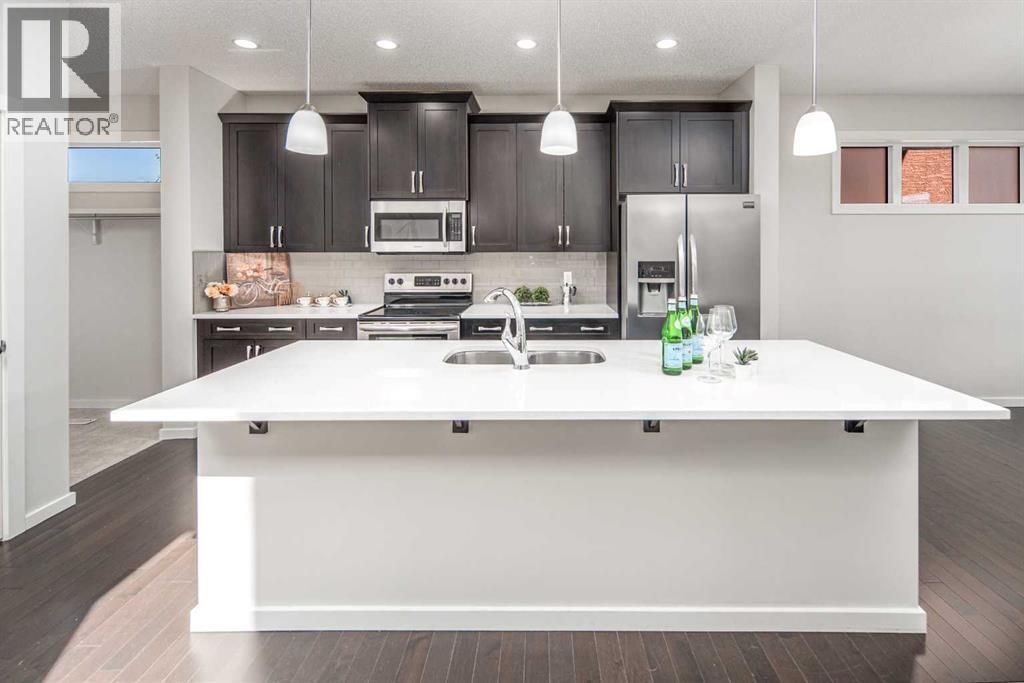 25 Marquis Place Se, Calgary