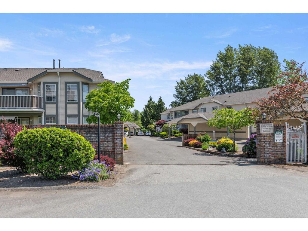 3 5760 174 Street, Surrey