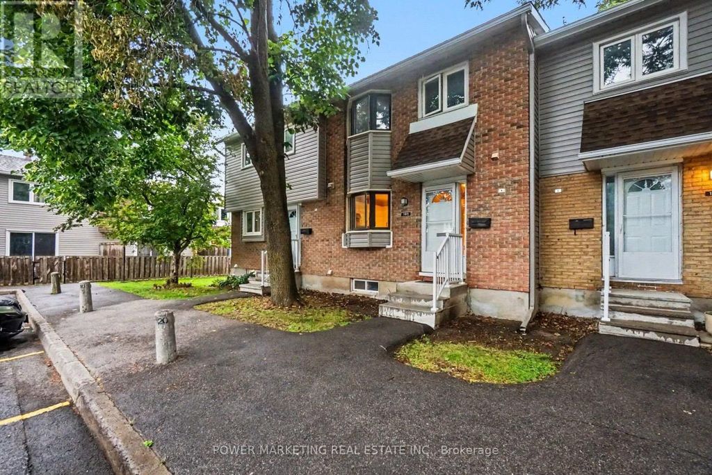 1781 Lamoureux Drive, Ottawa