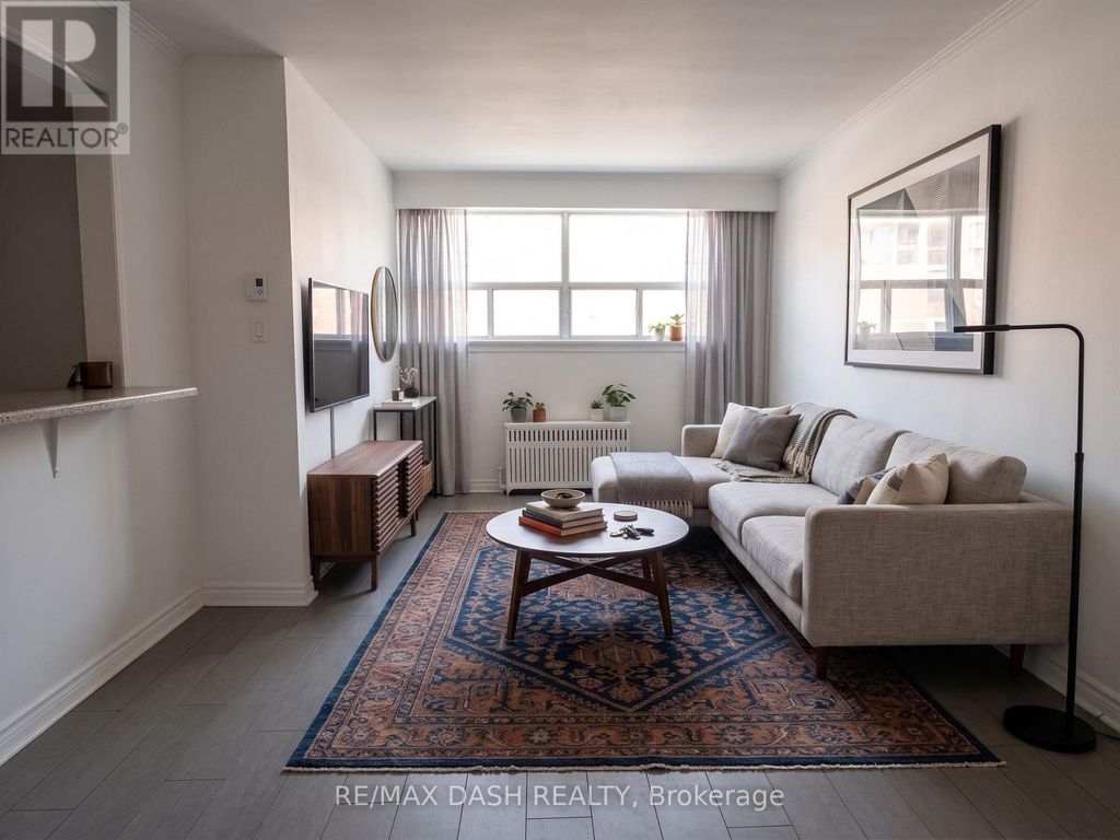 B1 - 50 Neptune Drive, Toronto (englemount-Lawrence)