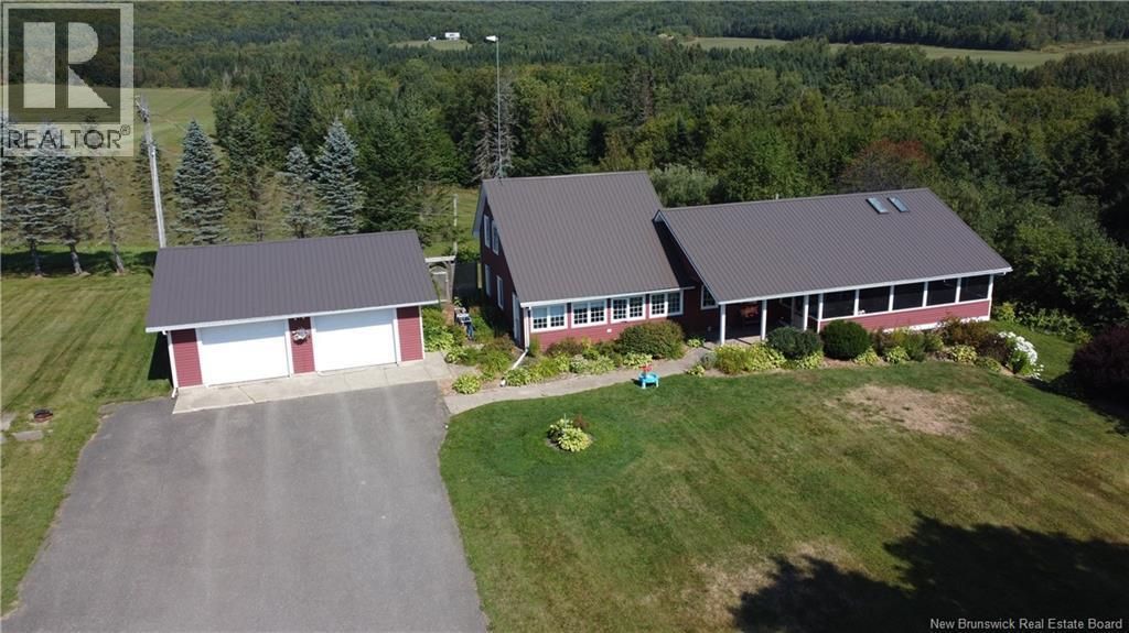 621 Moose Mountain Road, Moose Mountain