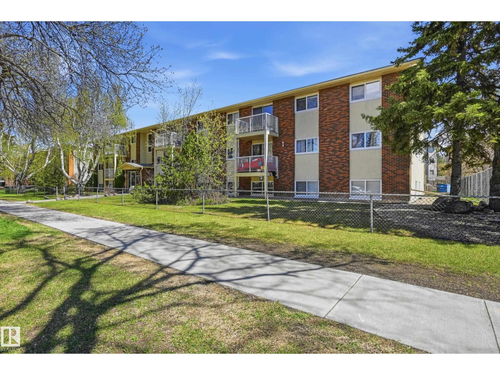 #305 10811 115 St Nw, Edmonton