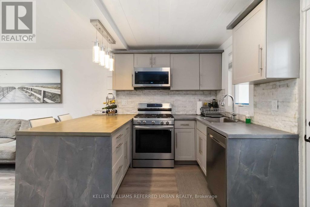 310 Senlac Road, Toronto (willowdale West)