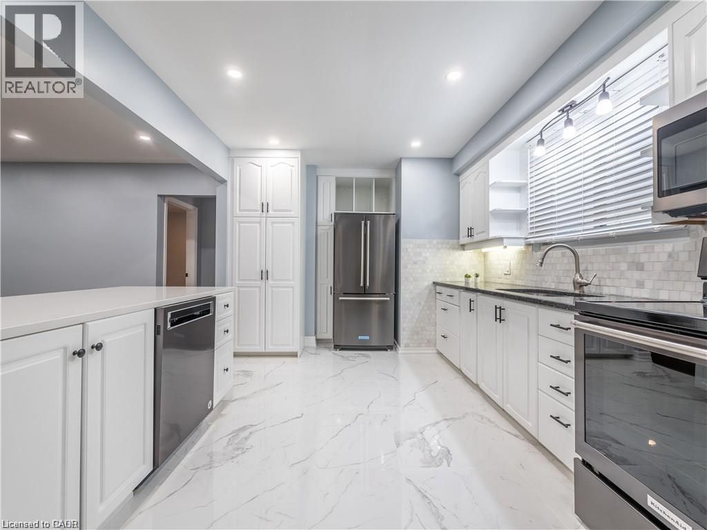 198 West 19th Street, Hamilton