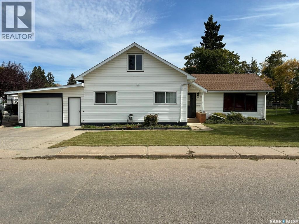 510 Centre Street, Meadow Lake