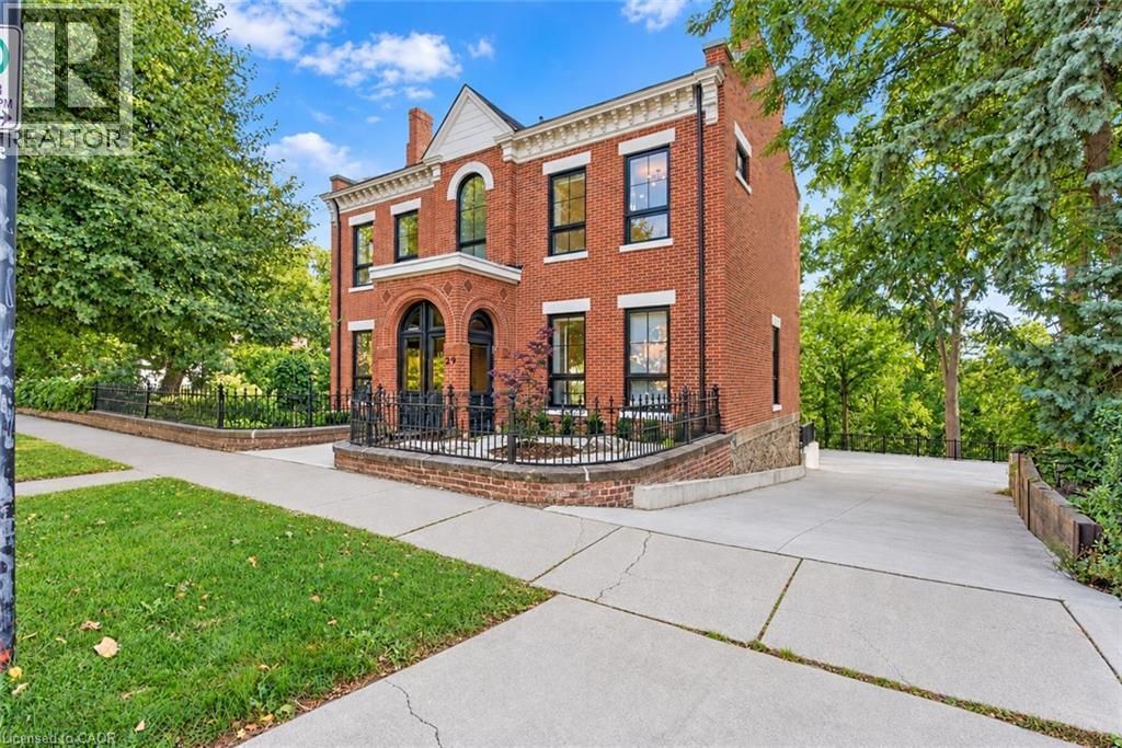 29 Yates Street, St. Catharines