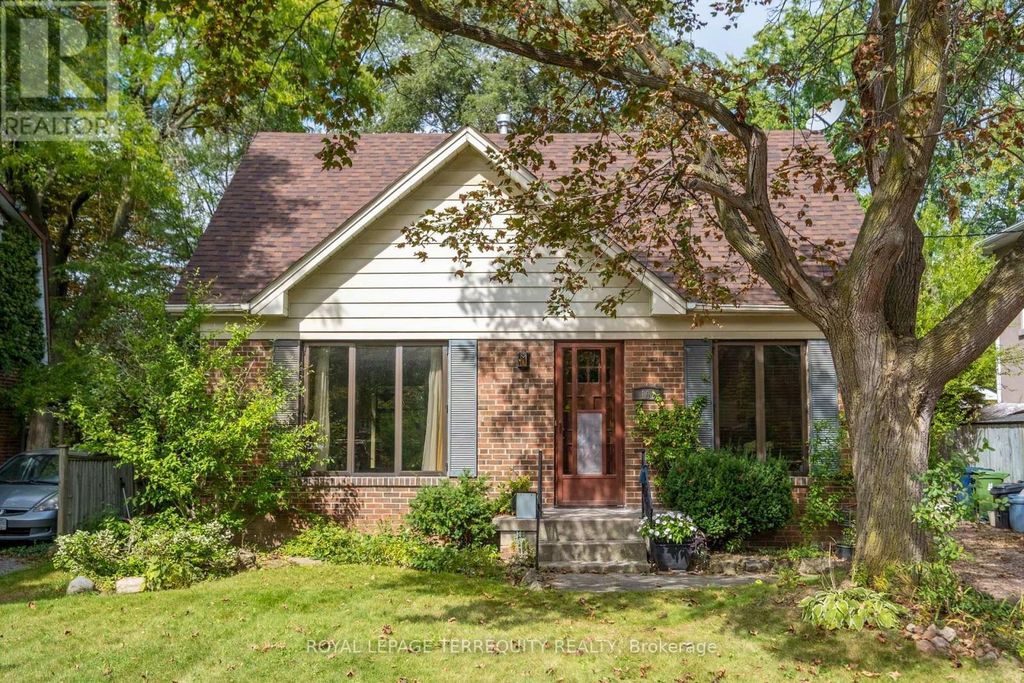 102 Anndale Drive, Toronto (willowdale East)