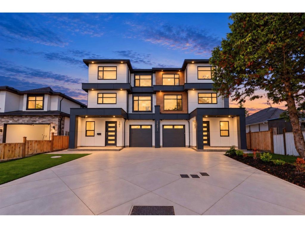 102 15371 94 Avenue, Surrey