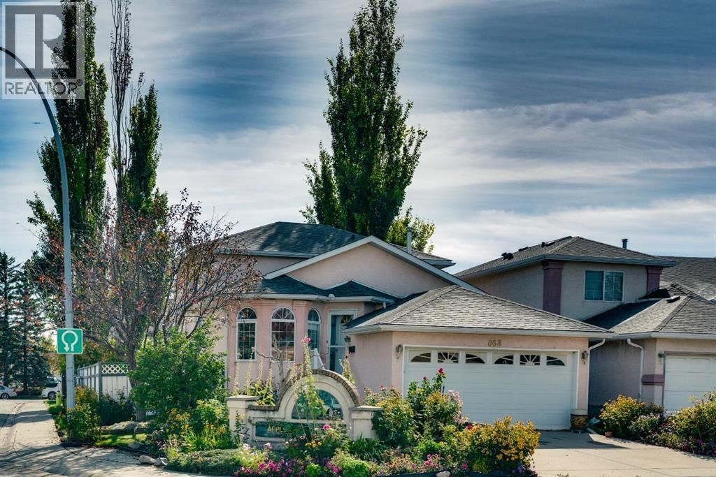 863 Applewood Drive Se, Calgary