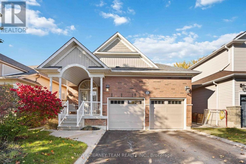 16 Cody Avenue, Whitby (brooklin)