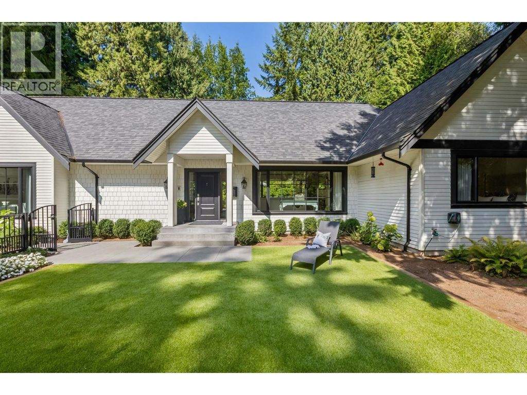 435 Macbeth Crescent, West Vancouver