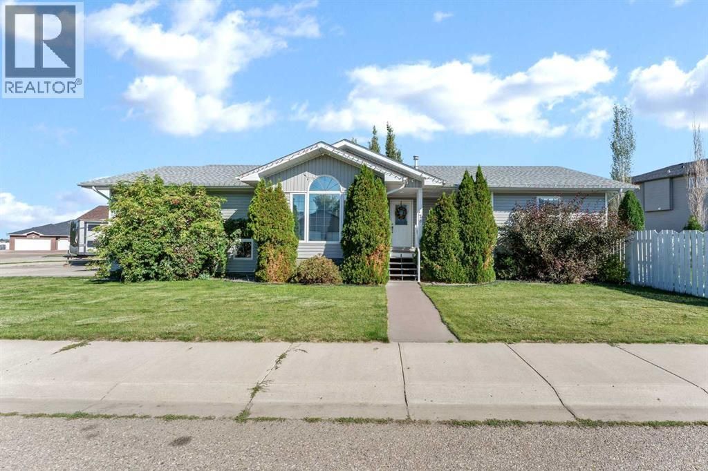 78 Sunset Crescent Sw, Medicine Hat