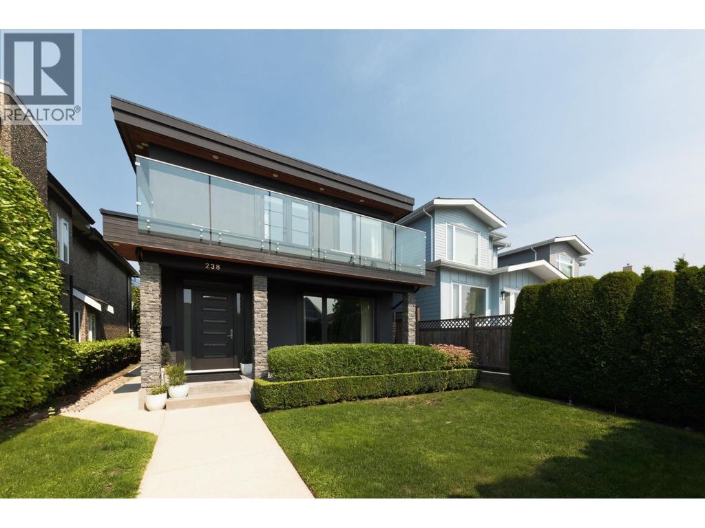 238 E 19th Street, North Vancouver