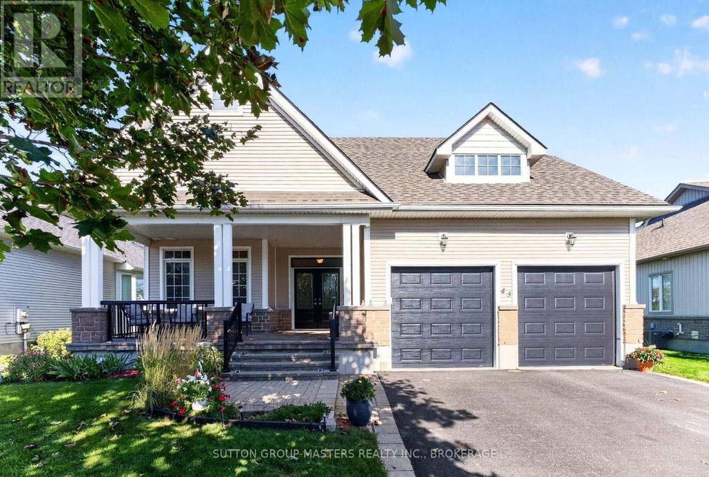43 Country Club Drive, Loyalist (bath)