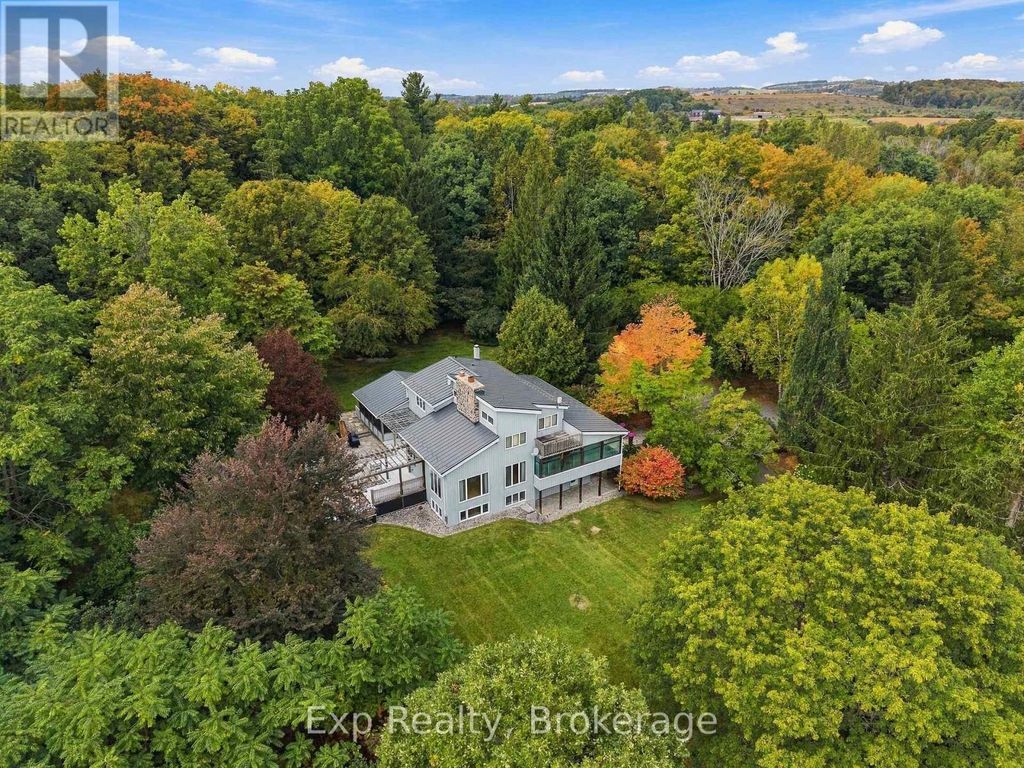 3282 Williamson Road, Hamilton Township
