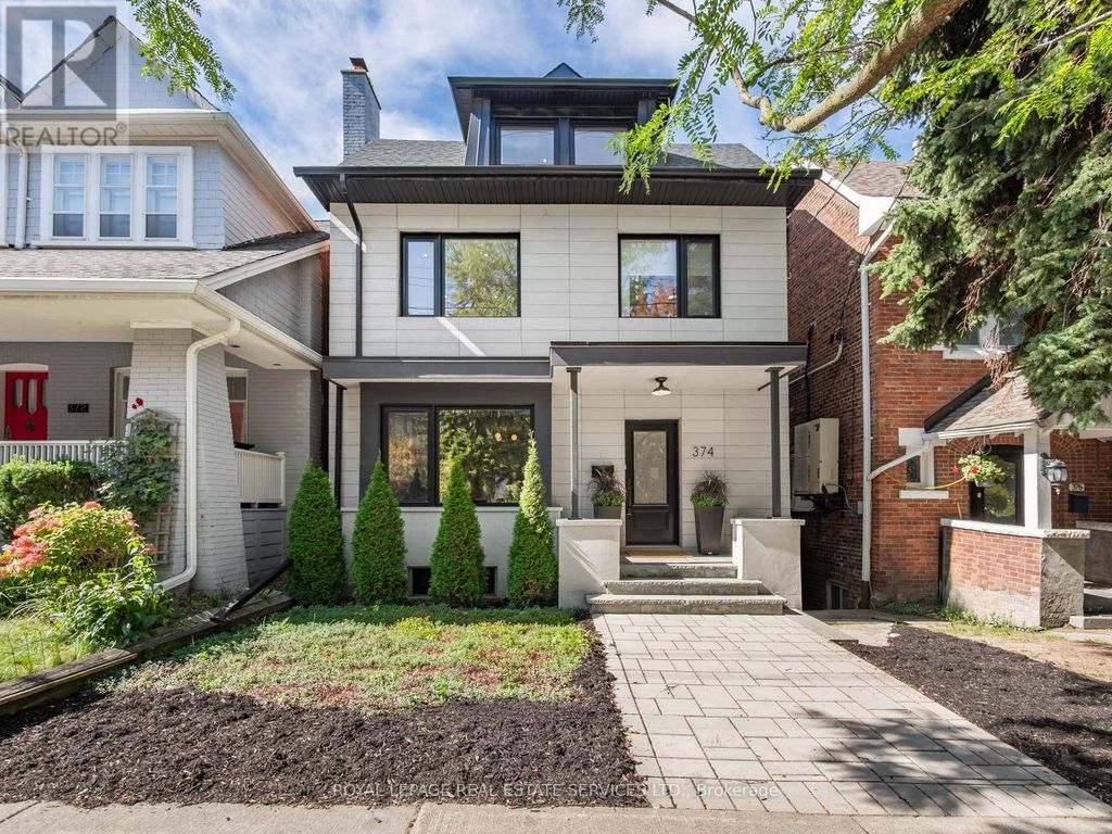 374 Spadina Road, Toronto (forest Hill South)