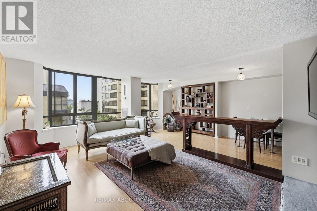 1003 - 280 Simcoe Street, Toronto (kensington-Chinatown)