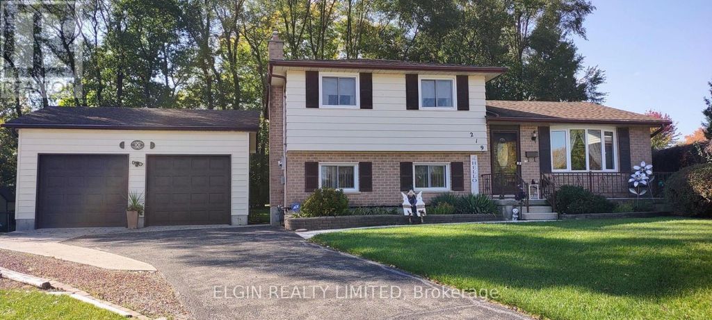 219 Brentwood Crescent, Central Elgin (belmont)