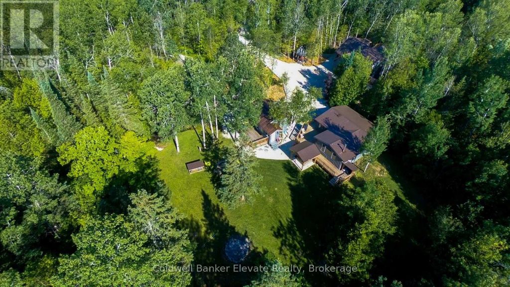 102 Cape Chin Road N, Northern Bruce Peninsula