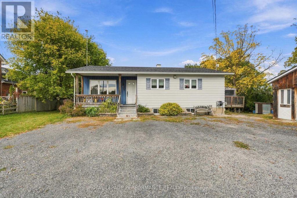 4126 34 Highway, Champlain