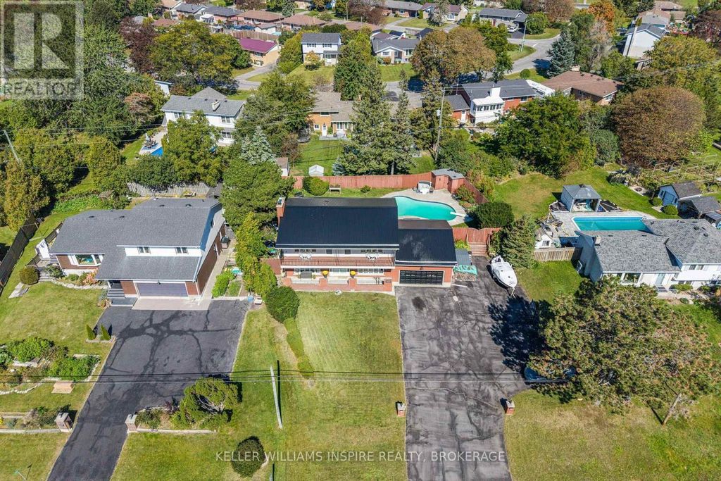 4557 Bath Road, Loyalist (amherstview)