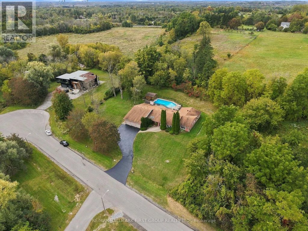 4 Mcnamara Court, Ajax (northwest Ajax)