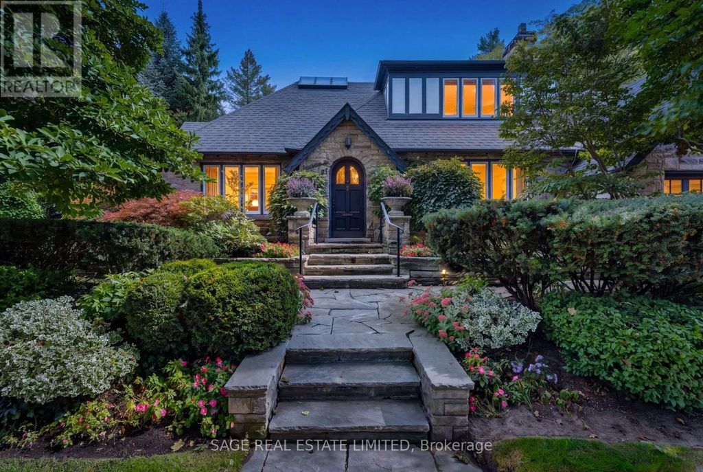 51 King Georges Road, Toronto (kingsway South)