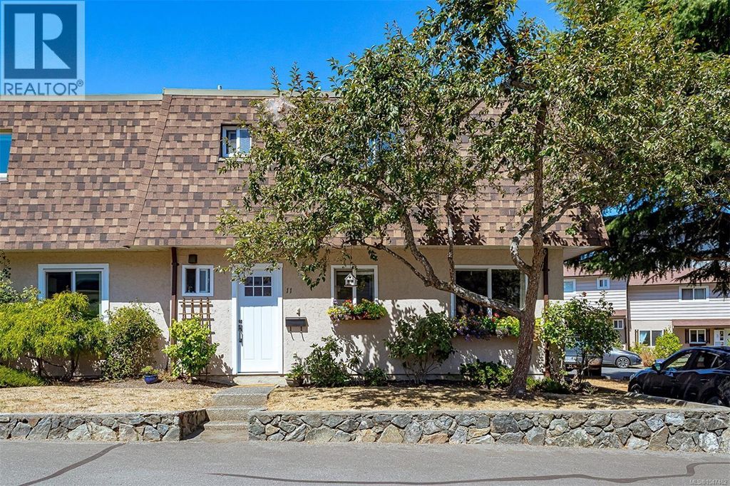 11 7675 East Saanich Rd, Central Saanich