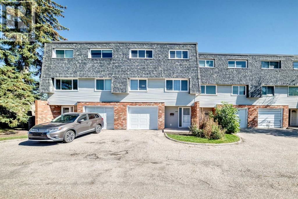 10304 Braeside Drive Sw, Calgary