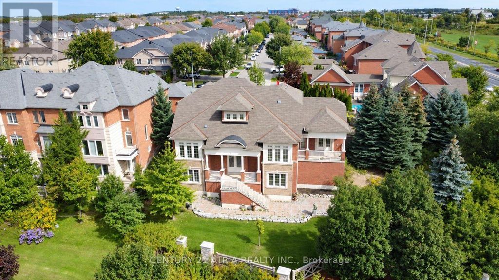 111 Zokol Drive, Aurora