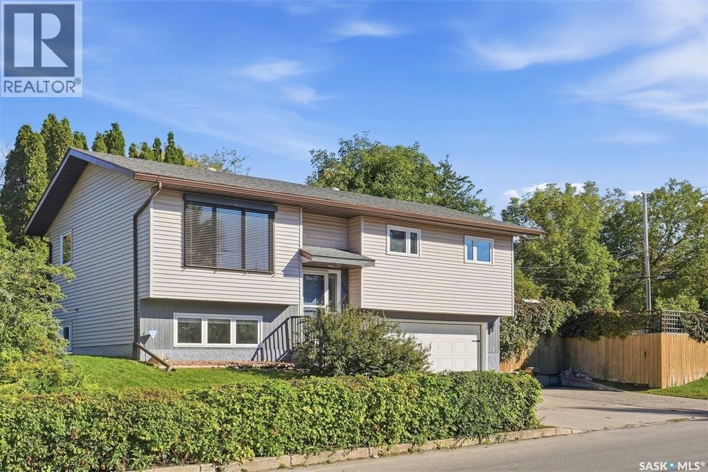 389 21st Street W, Prince Albert
