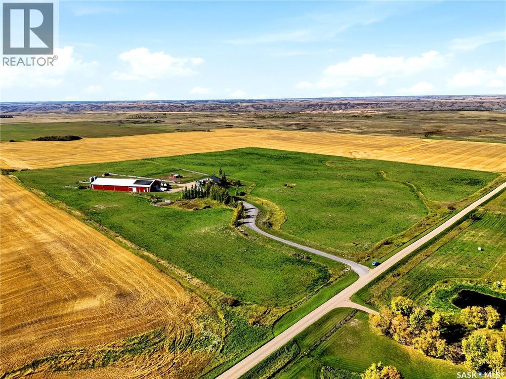 Brady Acreage, Lumsden Rm No. 189