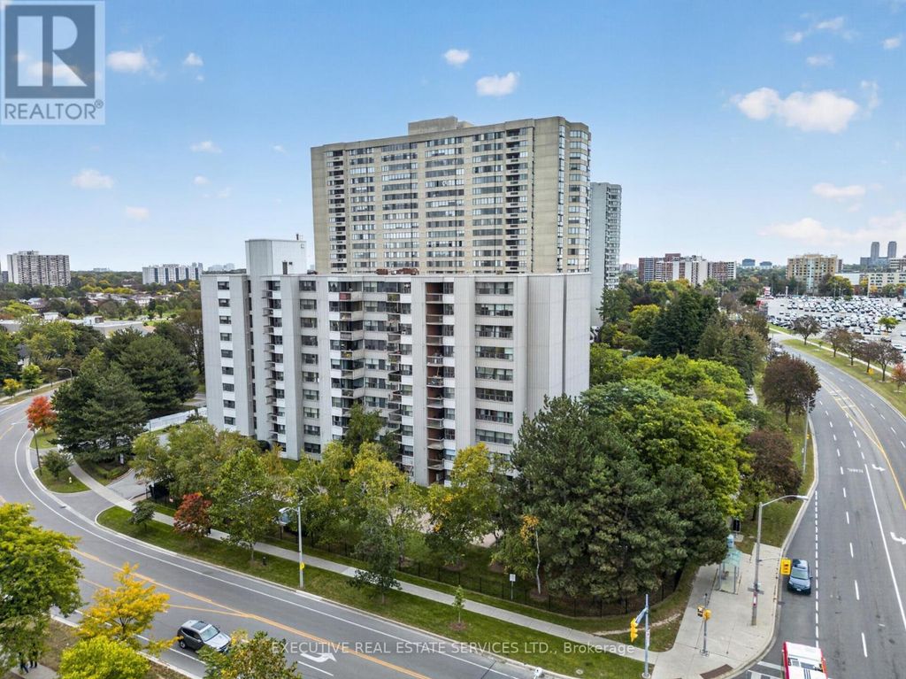 106 - 2500 Bridletowne Circle, Toronto (l'amoreaux)