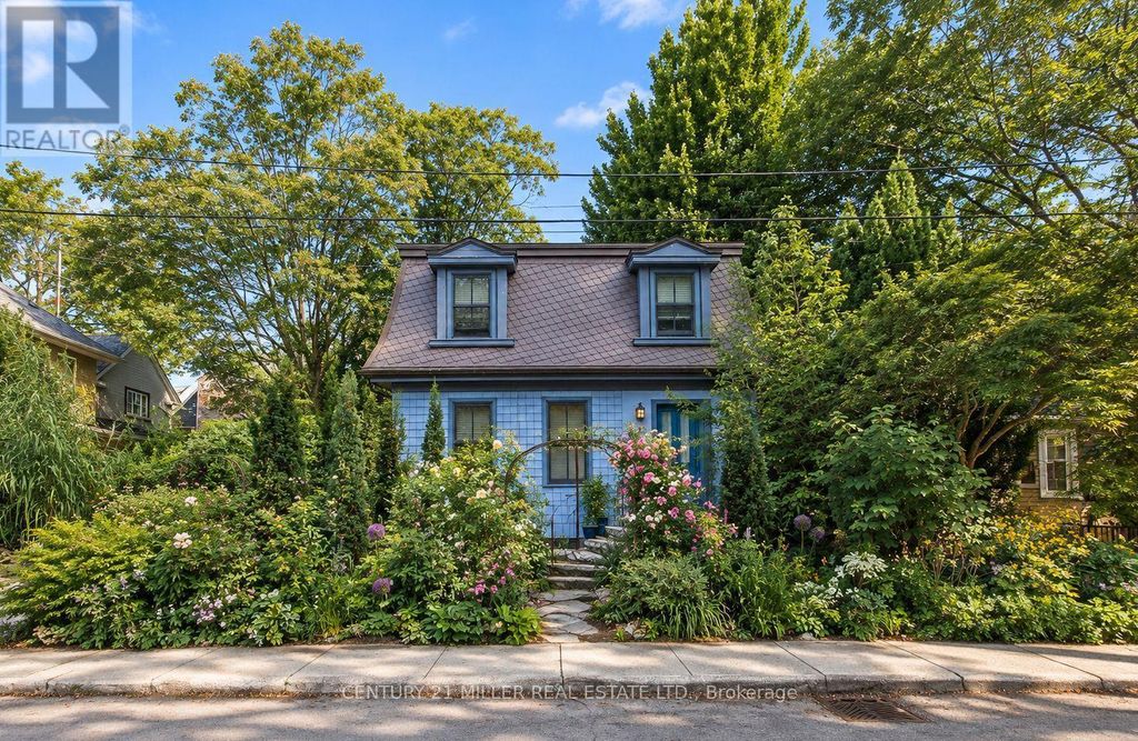 43 Burnet Street, Oakville (co Central)