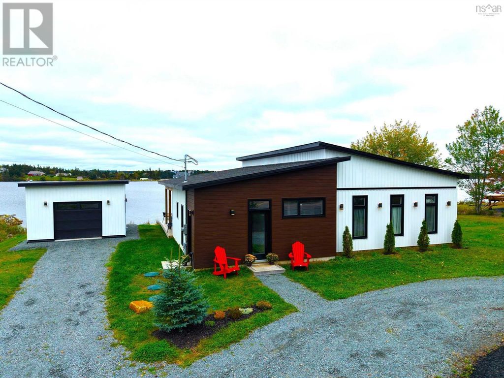 1612 Crowell Road, East Lawrencetown
