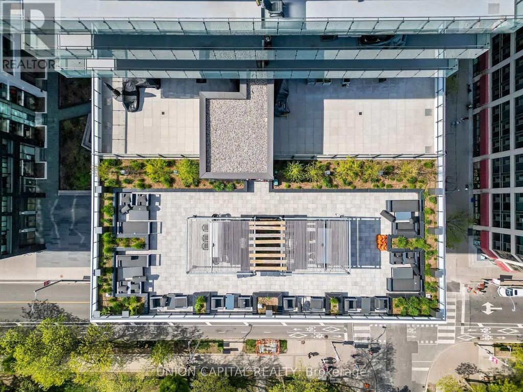 609 - 70 Princess Street, Toronto (waterfront Communities)