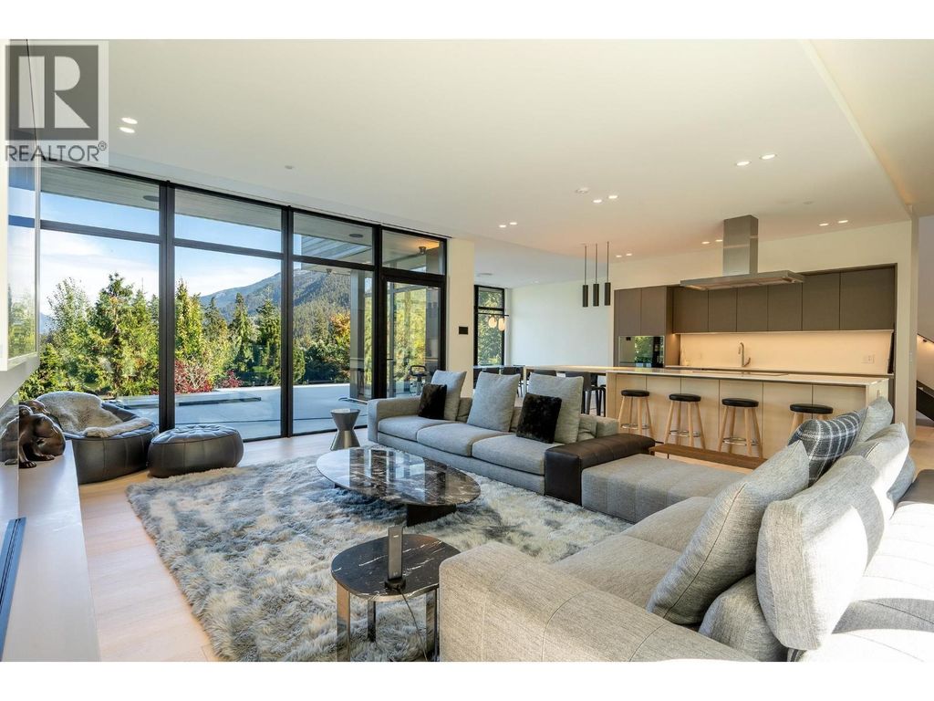 9092 Corduroy Run Court, Whistler