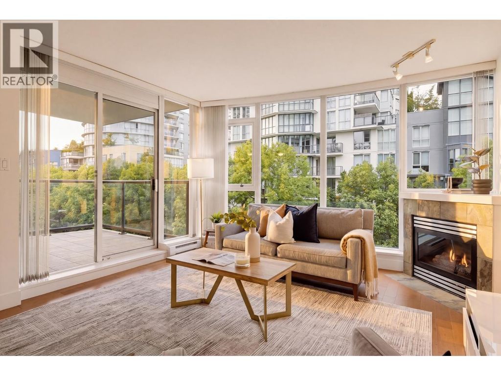 404 1428 W 6th Avenue, Vancouver