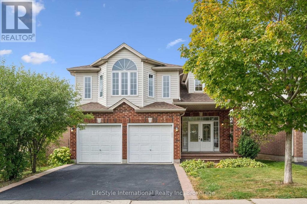 4 Davis Street, Guelph (grange Road)